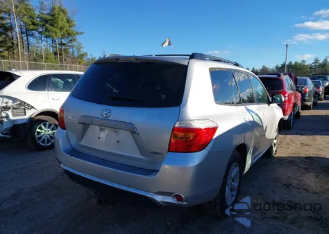 2010 Toyota Highlander Base V6 z USA, uszkodzony, nr VIN 5TDBK3EH2AS004536